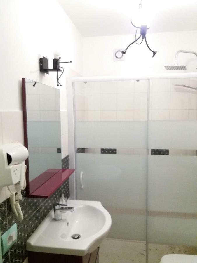 Oltrepisa Hotel Ngoại thất bức ảnh